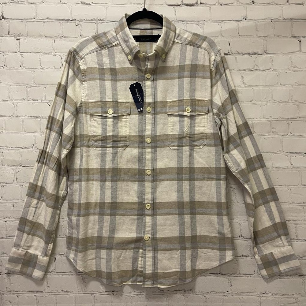 Nautica Men’s Classic Fit Button Down Long Sleeve Shirt Size Small